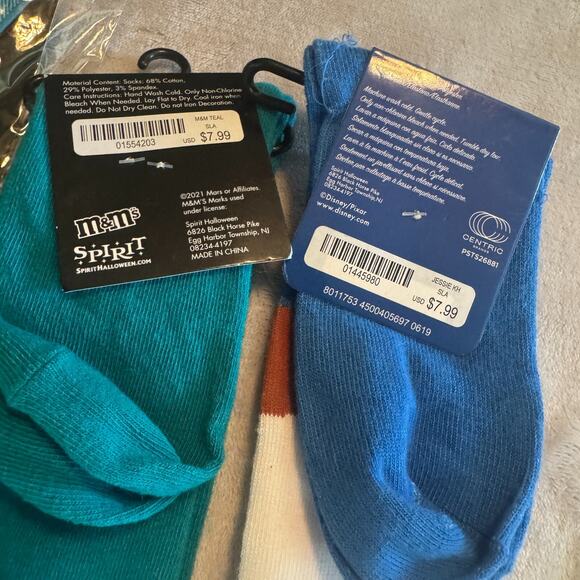 Lot Of Spirit Halloween Accessories Socks suspenders shorts headband NEW - Picture 7 of 7